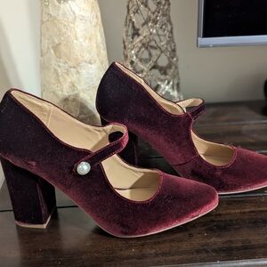 Elegant Velvet Mary Jane Heels - Burgundy
